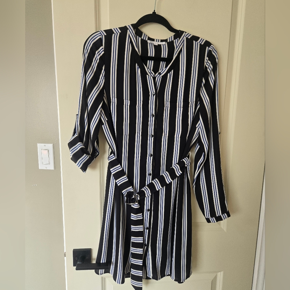 DR2 Black and White Striped Long Sleeve Dress